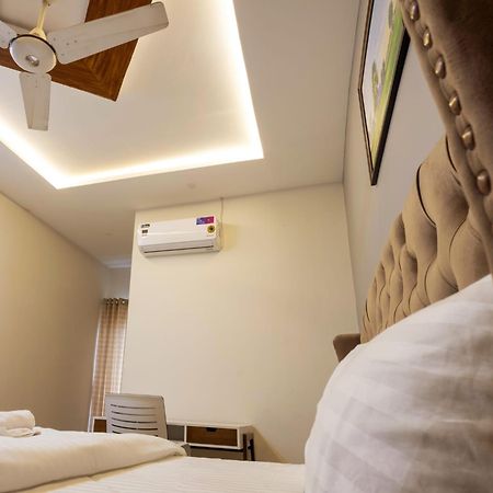 Holidazzle Lodge Ισλαμαμπάντ Εξωτερικό φωτογραφία