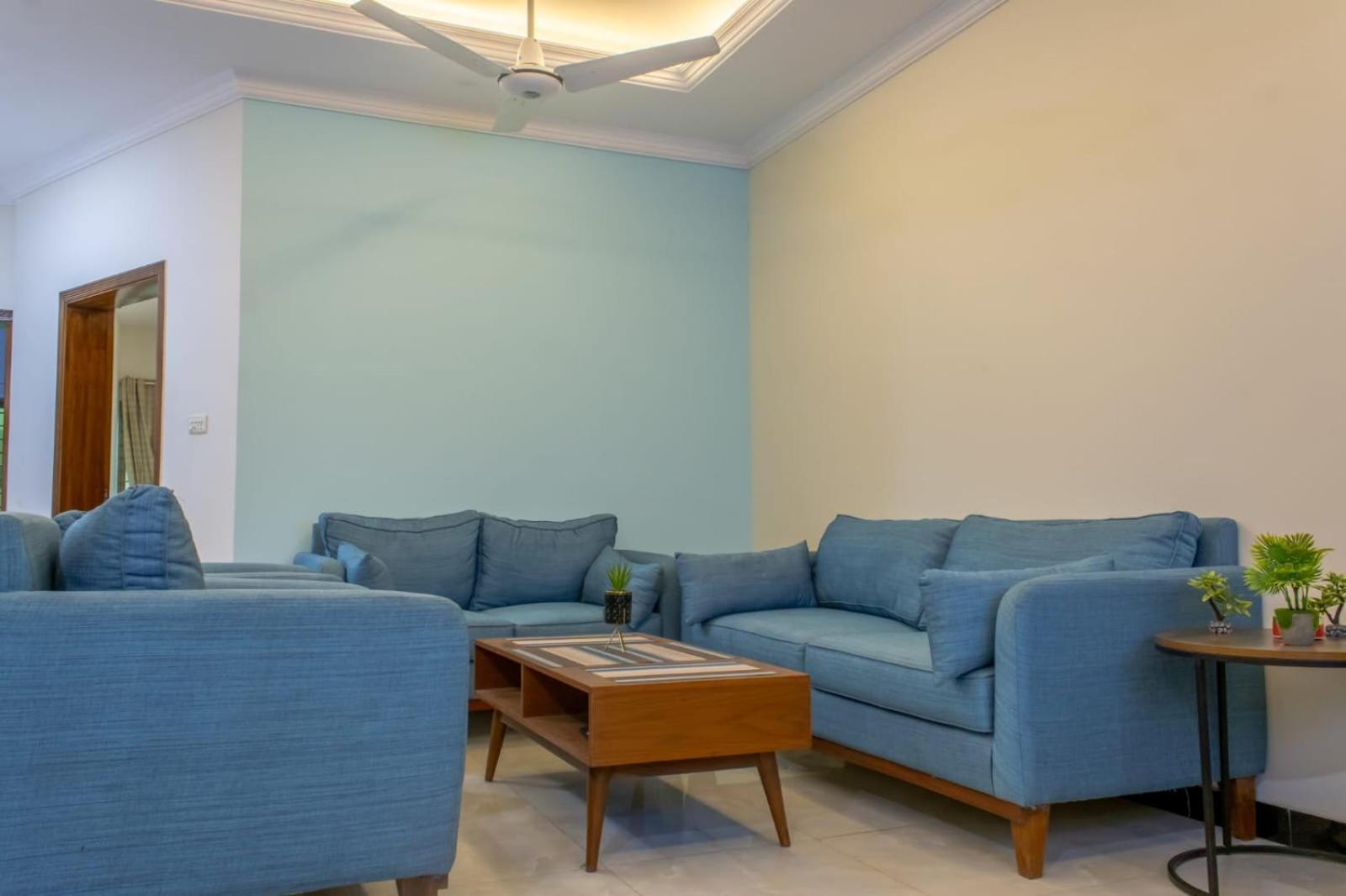 Holidazzle Lodge Ισλαμαμπάντ Εξωτερικό φωτογραφία